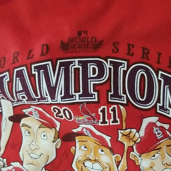 Stl cardinal t shirt. Size large - Picture 5 of 5